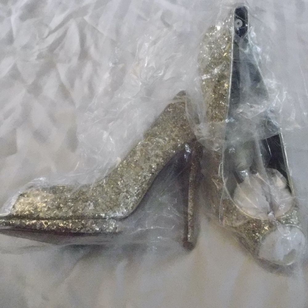 4" Gold Glitter High Heels size 9.5